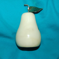 $20 Vintage Italian stone pear paperweight desk accessory