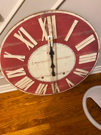 Gorgeous new battery powered clock for sale