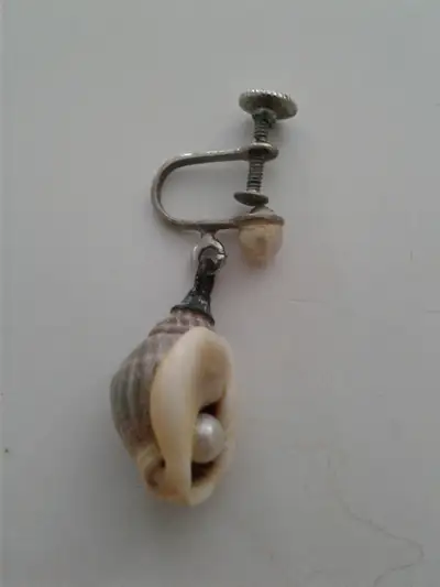 Vintage Shell/Pearl Earring-Only have one but could be remove from setting and wear with a necklace...