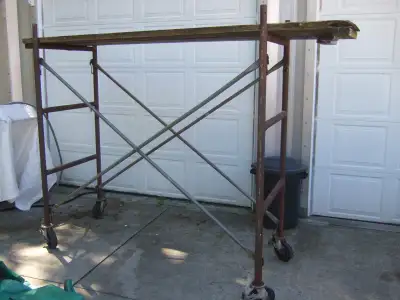SCAFFOLDING NARROW LIFT ON WHEELS, View more