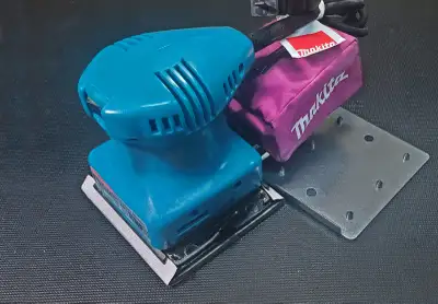 Makita Finishing Sander B04552, View more