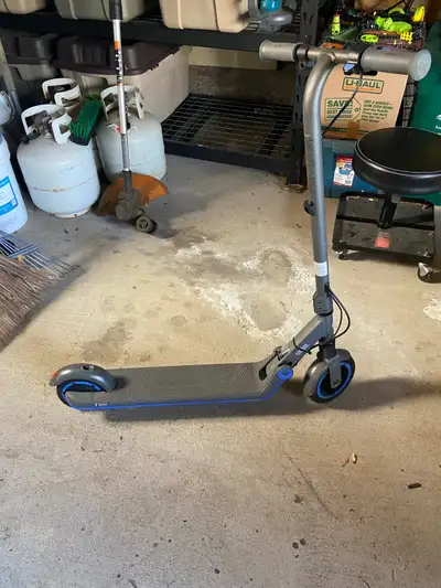 Ninebot zing E10 electronic scooter, View more