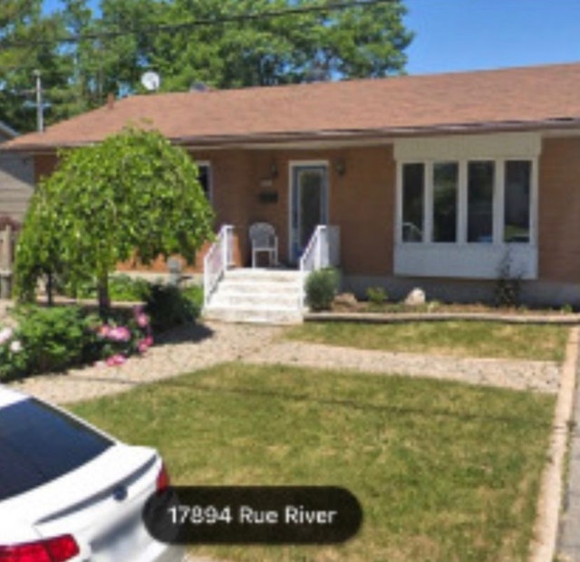 ROOM FOR RENT — photo 1