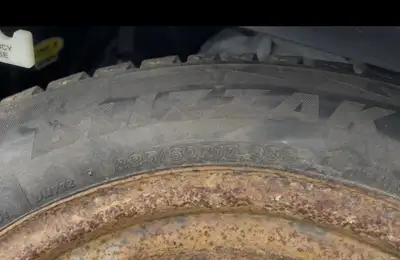 Bridgestone Blizzak Winter Tires on rims. 225/60/R17 99S As per my mechanic : 6mm to 7mm left on tre...
