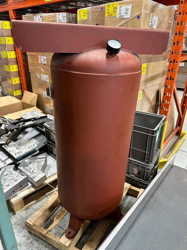 60 Gallon Vertical Air Compressor Tank in Other in City of Toronto