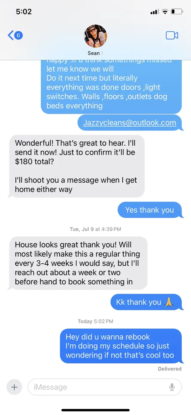 professional cleaning lady 64186412038274123