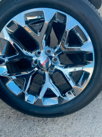 02. 2024 GMC yukon / Chevy Tahoe 22" chrome rims and tires