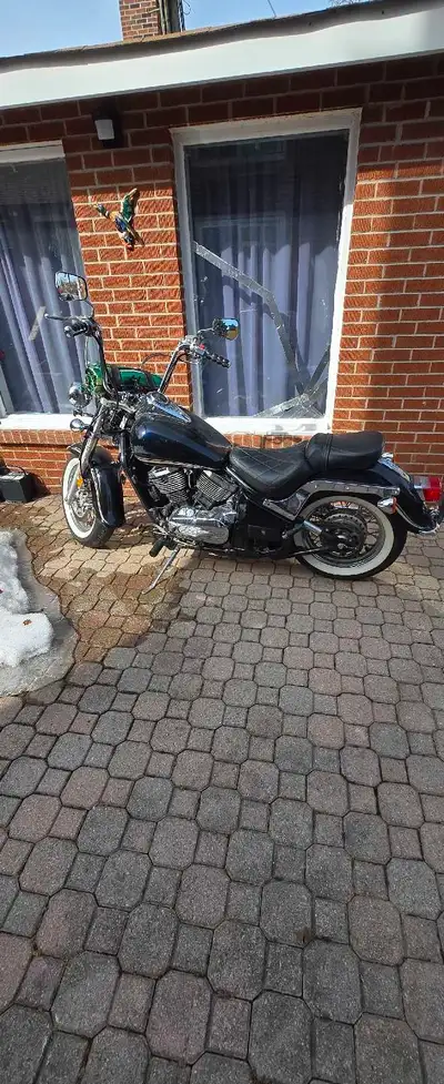 2005 Kawasaki Vulcan 800 Classic $4500 or best offer