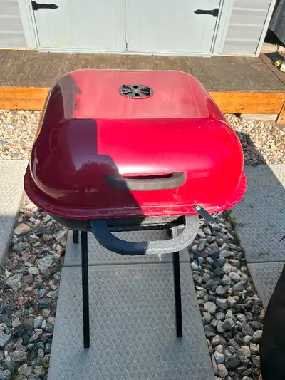 small red bbq