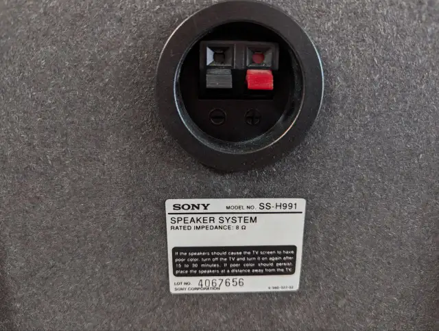 Sony SS-H991 Vintage Speakers in Speakers in Markham / York Region - Image 9