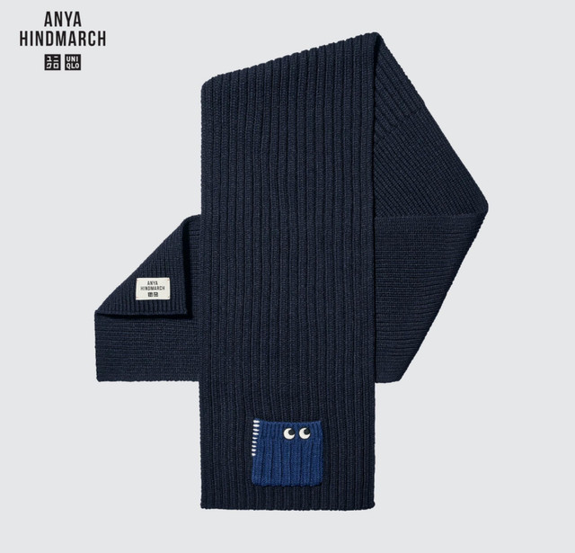 New Uniqlo x Anya Hindmarch Heated Knitted Accessories Navy in Women's - Other in City of Toronto - Image 2