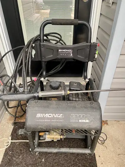 Simoniz Platinum Series 3200 PSI pressure washer with a Kohler SH265 (6.5 HP / 196cc) engine $250 ob...