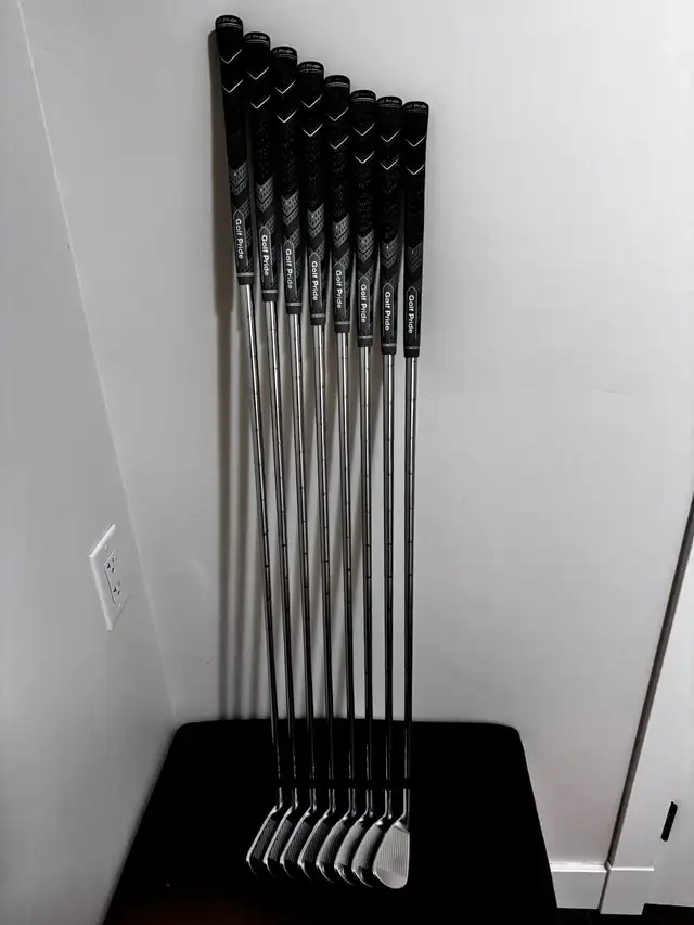 Titleist AP2 Forged Irons Men’s Right Hand in Golf in Regina - Image 2
