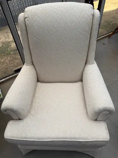 fauteuil blanc cassé, View more