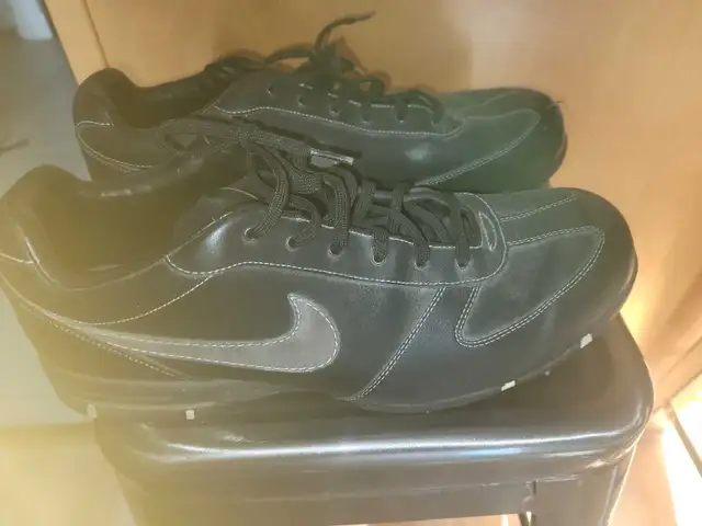 Nike Sport Performance Golf Shoes US12 Wide in Golf in Ottawa - Image 3