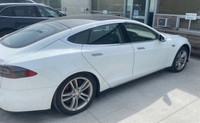 Tesla 2015 MS 85D 