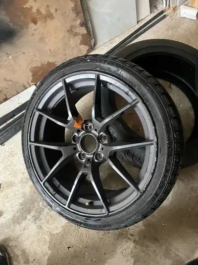 Bmw 18 inch aftermarket rims 5x120 Came with my car but don’t need it Has winter tires on it , good...