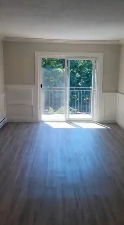 Available May 1st, 2026 (possible move-in after April 15th). Pet-friendly 2-bedroom apartment with b...