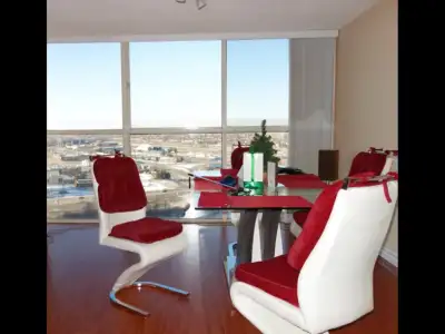 Room + private bathroom in 2 bedroom Condo by Square One Mall.