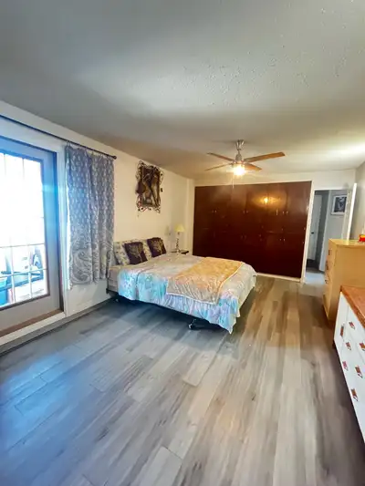 CONTACT # 780-850-3669 ❗ COUNTRY LIVING OVER LOOKING WABAMUN LAKE ALBERTA CANADA, 20 MINUTES PAST SP...