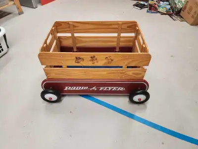 Radio Flyer Toy Box, View more