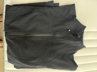 Size 8 black define jacket lululemon