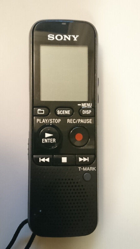 Vintage Sony IC Recorder ICD-PX333 Handheld Recorder in Arts & Collectibles in Oshawa / Durham Region - Image 2