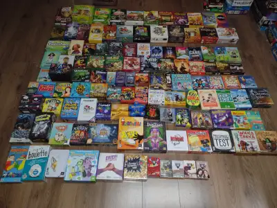 Lot de petits jeux tous en français 3 JEUX POUR 25$ Safari go -Defis nature Chrono - Defis nature ex...