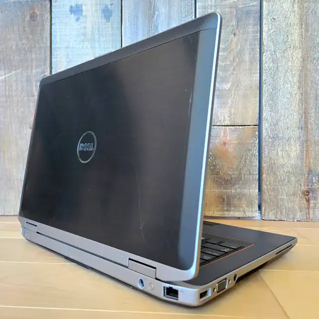 Laptop Dell Latitude | Intel i5 | 8 Gb RAM | 128 Gb SSD in Laptops in Laval / North Shore - Image 10