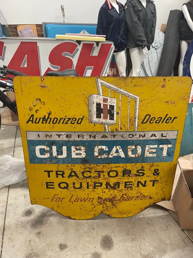 IH Cub Cadet dealership farm sign in Arts & Collectibles in Saskatoon - Image 3