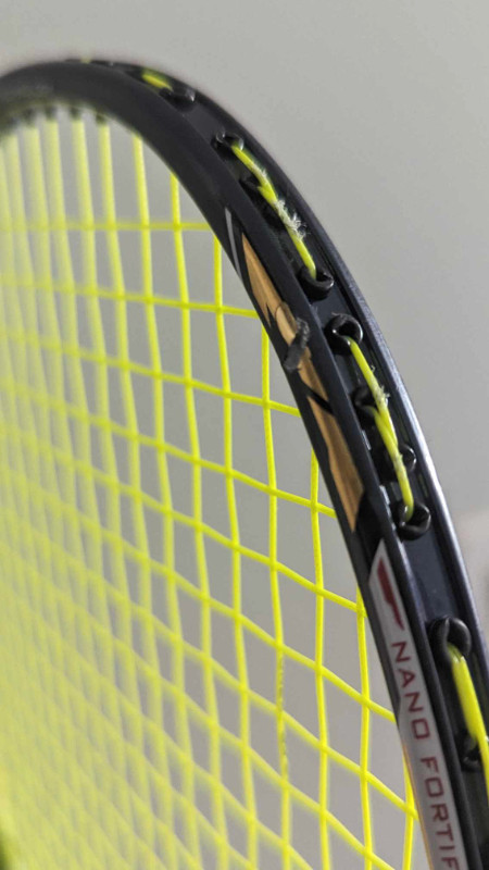 Hypernano x900 badminton racket in Tennis & Racquet in City of Toronto - Image 4