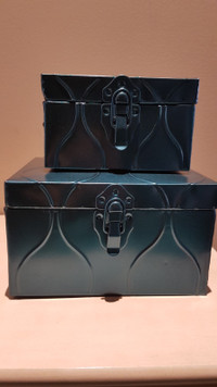 Set of tin metal gift containers with latches