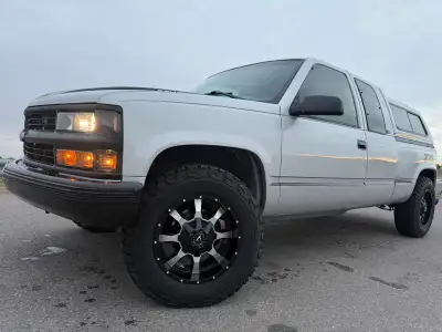 1996 GMC K1500 Extended Cab Short Box Stepside 4x4 5.7L Vortec V8 --- PRIVATE SALE --- ‍Took my rare...