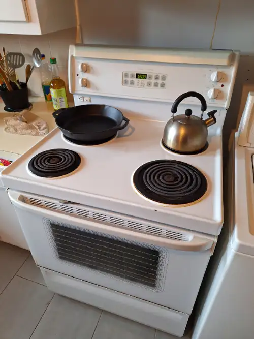 Appliances for sale (stove, fridge, washer, dryer)