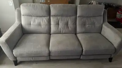 Leon’s Power Reclining Couch, View more