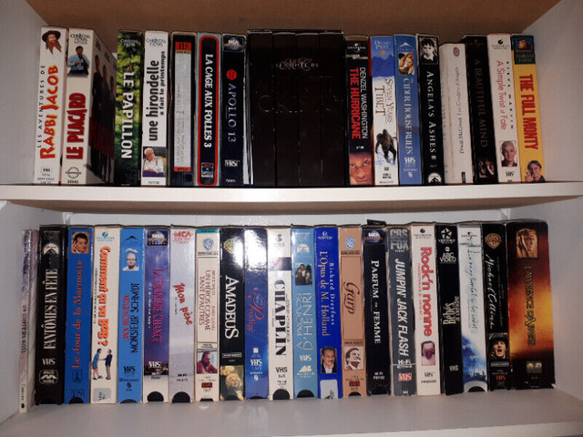 Cassettes VHS pour toute la famille dans CD, DVD et Blu-ray  à Granby - Image 3