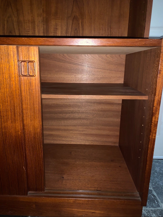 Teak MCM Bookshelf Shelving Unit Bookcases & Shelving Units Ottawa