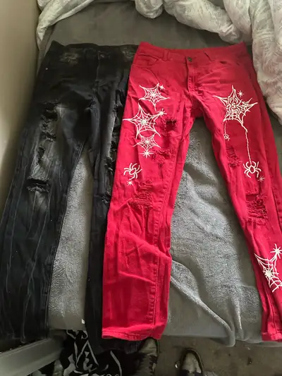 I stopped wearing them cause they have that baggy look just not my style Size 32 M 20 each 40 for bo...