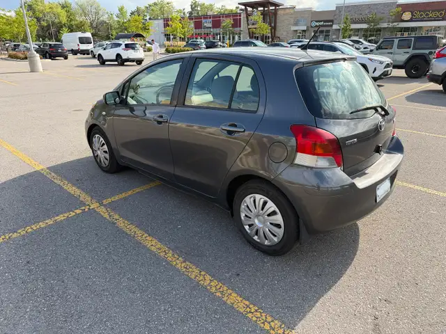 2009 Yaris Hatchback549766295507456003