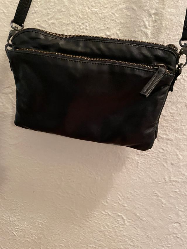 Unique High-Quality Leather Handbag - Brand New