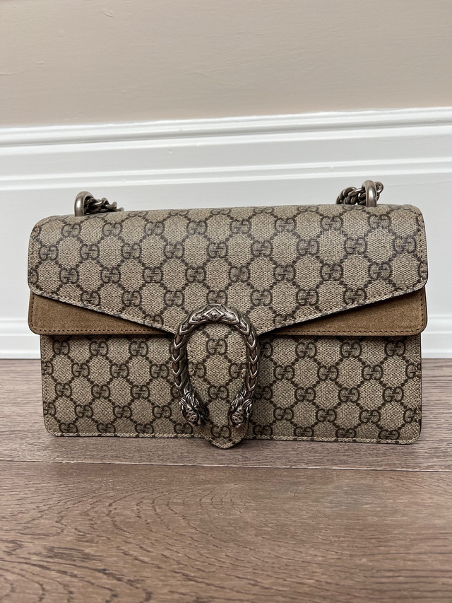 Gucci Small Dionysus Shoulder bag  in Women's - Bags & Wallets in Markham / York Region