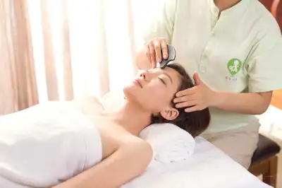 Now's time to treat yourself. JIUKANG' Massage store, a Saskatoon local Acupuncture and Massage ther...