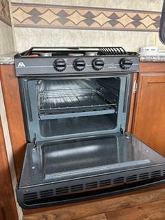 2014 Passport 2400BH – Grand Touring Trim – Fully Upgraded in Travel Trailers & Campers in Nanaimo - Image 13