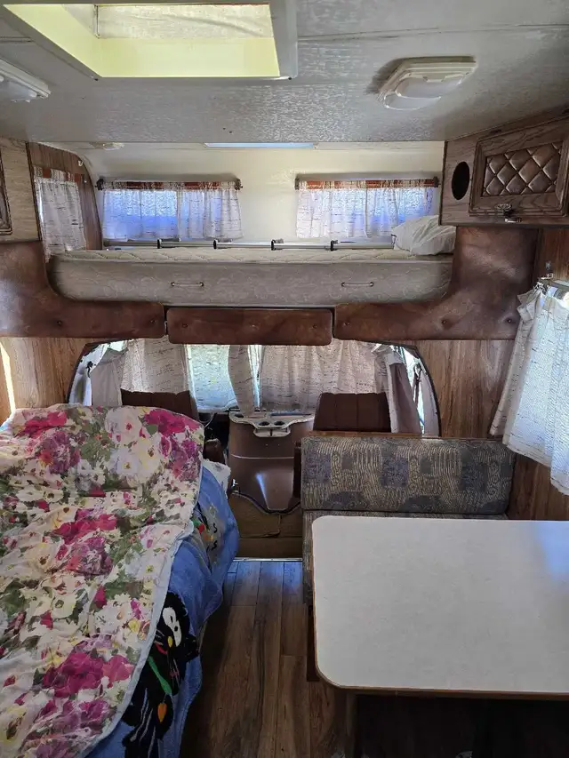 1981 ford motorhome in RVs & Motorhomes in Calgary - Image 11