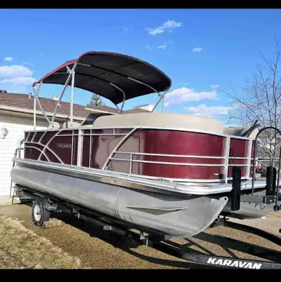2021 Sylvan Party Fish pontoon boat comes equipped with a reliable Yamaha 2021 outboard motor and is...