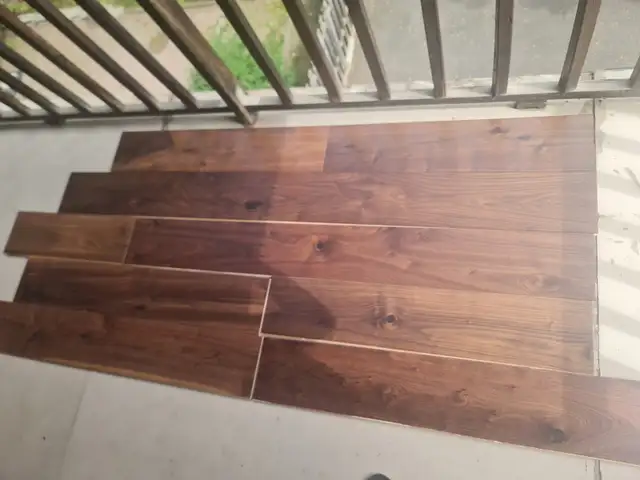 Engineered Walnut Flooring.525306464327454721