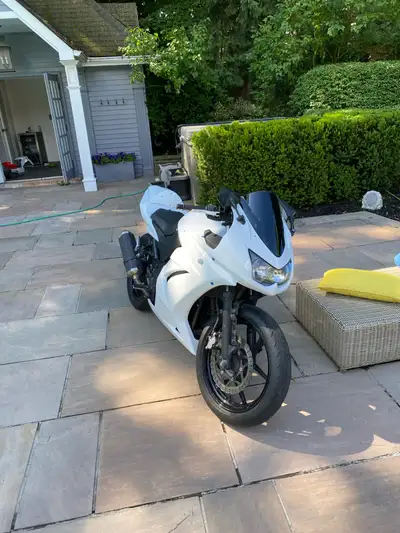 Not currently running. Blew the clutch a year ago and it has been sitting in a garage ever since. Fa...