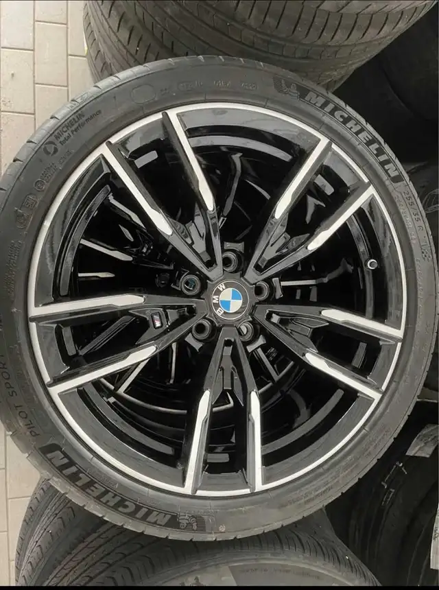 19 Inches BMW OEM rims with 255/35R19 Performance tires in Tires & Rims in Edmonton - Image 2