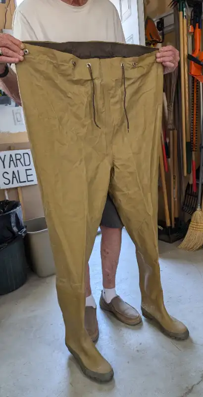 Rubber Chest Waders Size 12 in Fishing, Camping & Outdoors in Calgary - Image 2