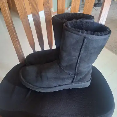 SIZE 10 LADIES UGG BOOTS, View more